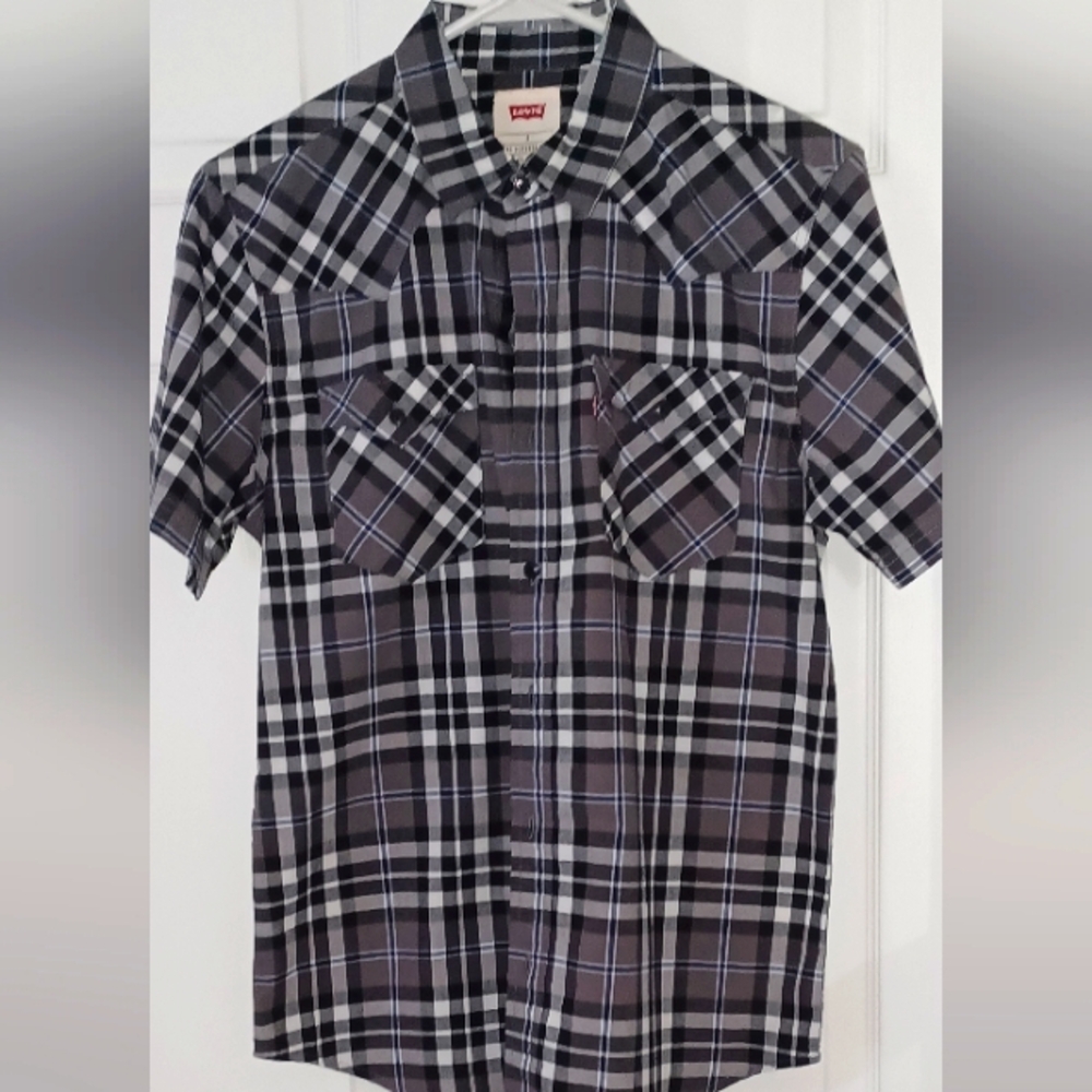 Plaid Levi button up man's shirt - Picture 1 of 3